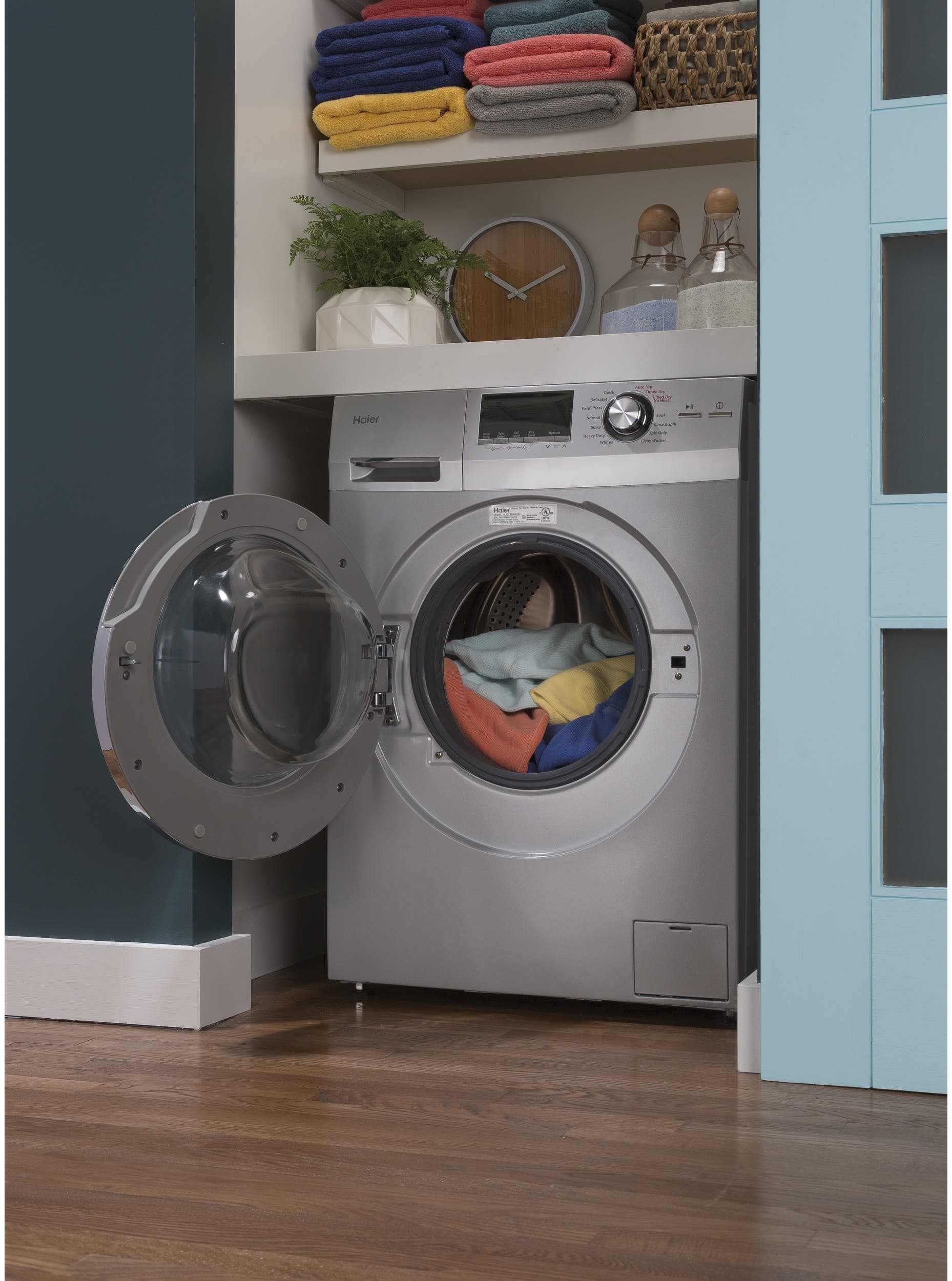 Haier HLC1700AXS Silver