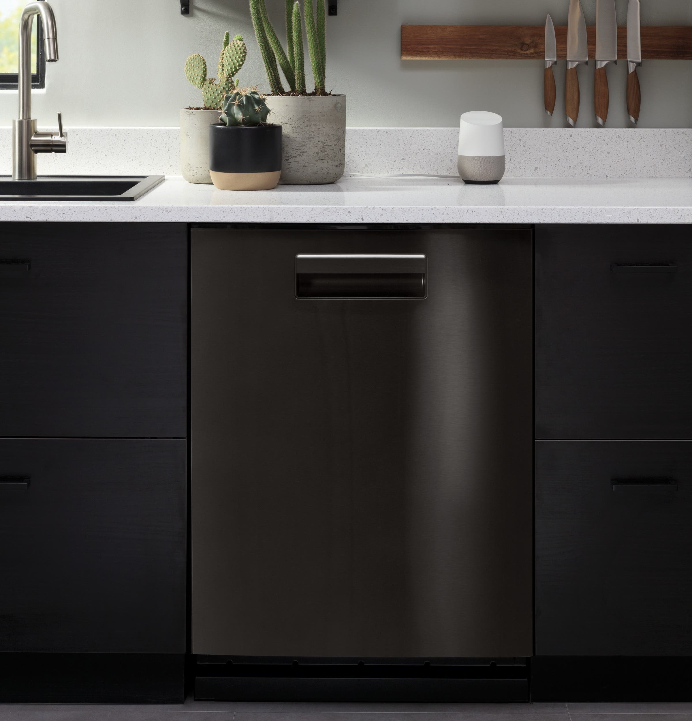 Haier QDP555SBNTS Black Stainless Steel, Fingerprint Resistant
