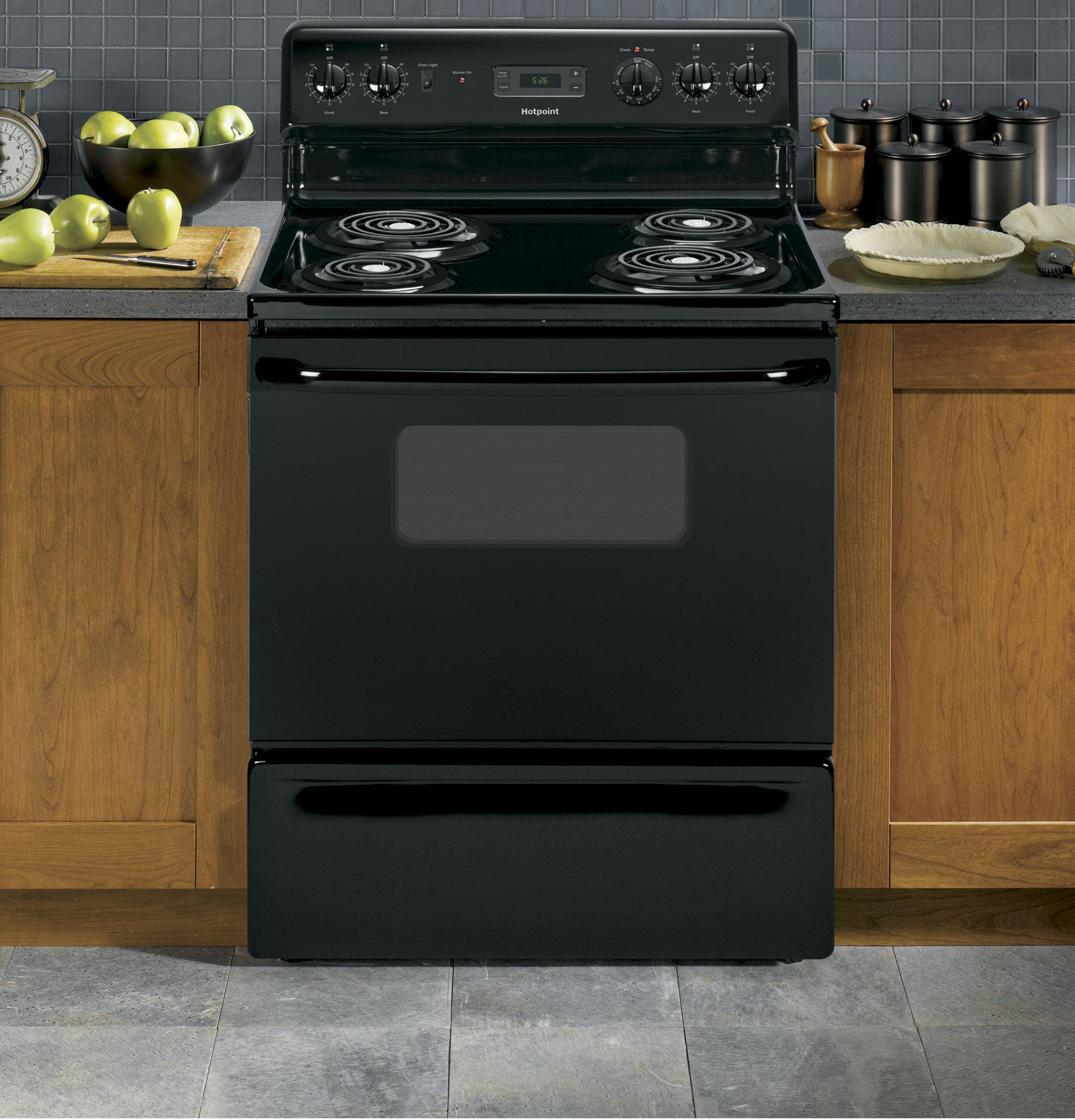 Hotpoint RB526DHBB Black