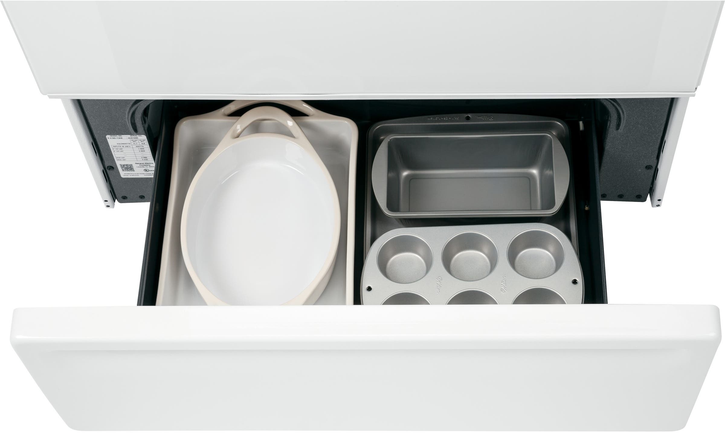 Hotpoint RB758DPWW White