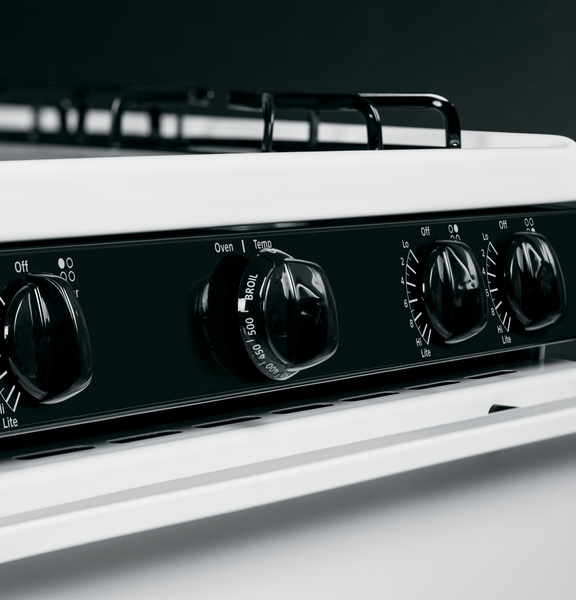 Hotpoint RGB508PEFWH White
