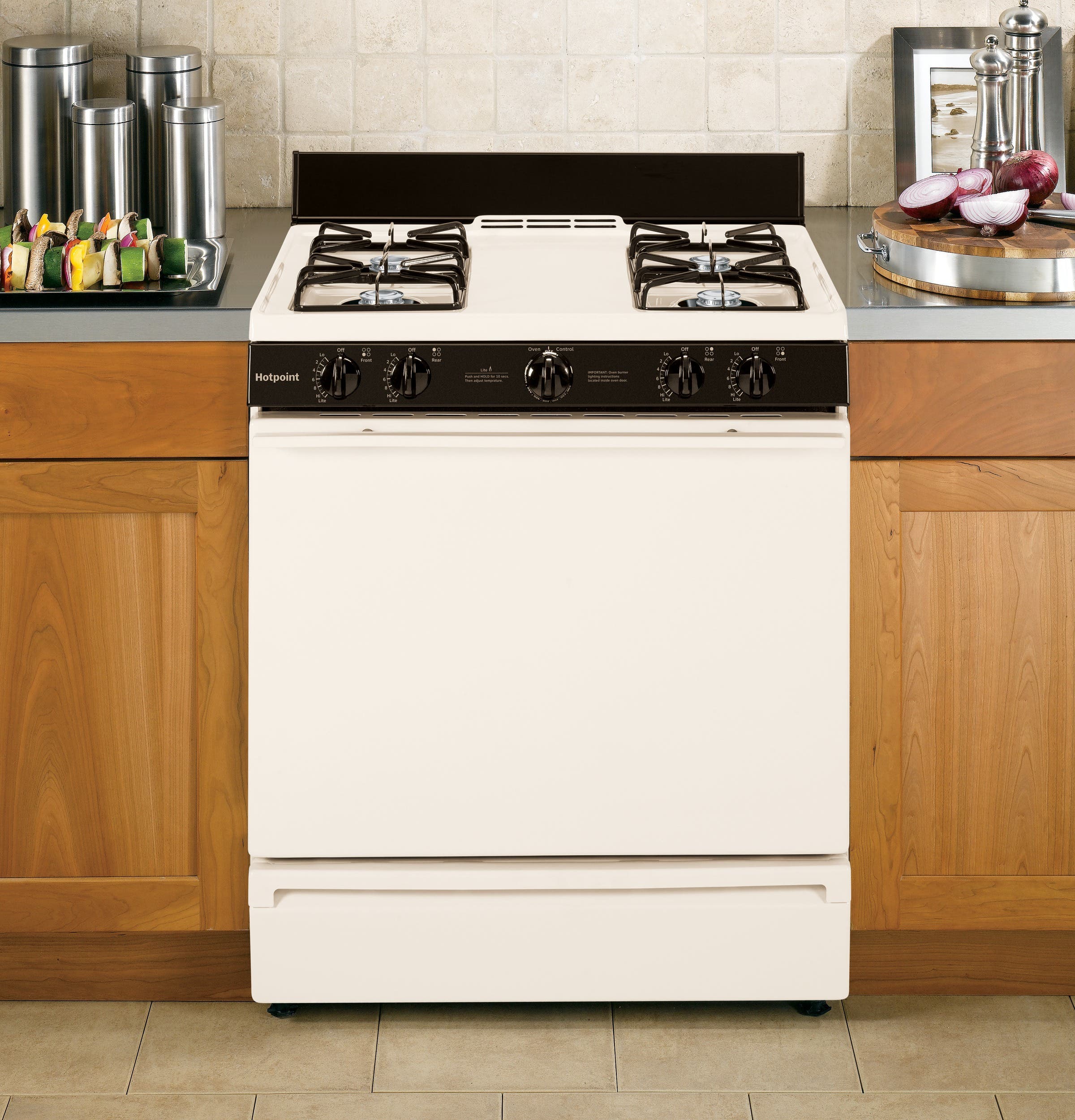 Hotpoint RGB518PCHCT Bisque