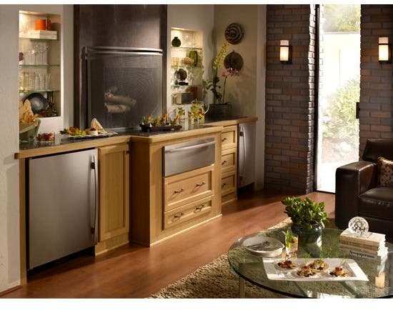 Jenn Air JUR248LBCX Requires Custom Panel/Left Door Swing