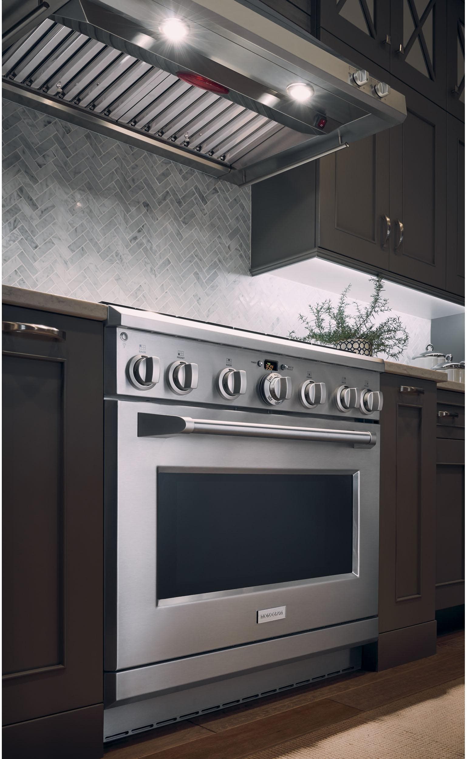 Monogram ZGP366LRSS Stainless Steel, Liquid Propane