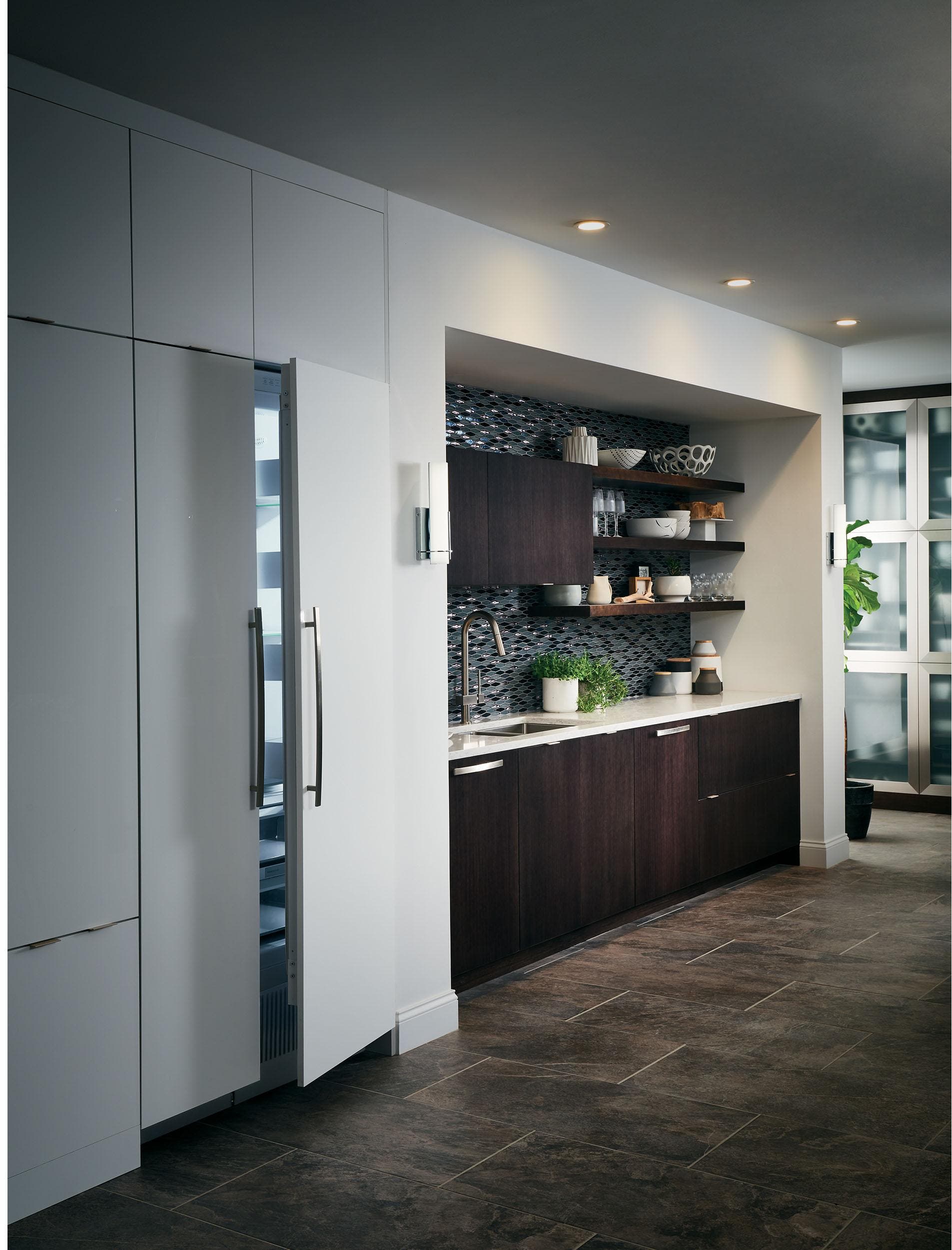 Monogram ZIR240NPKII Custom Panels Required