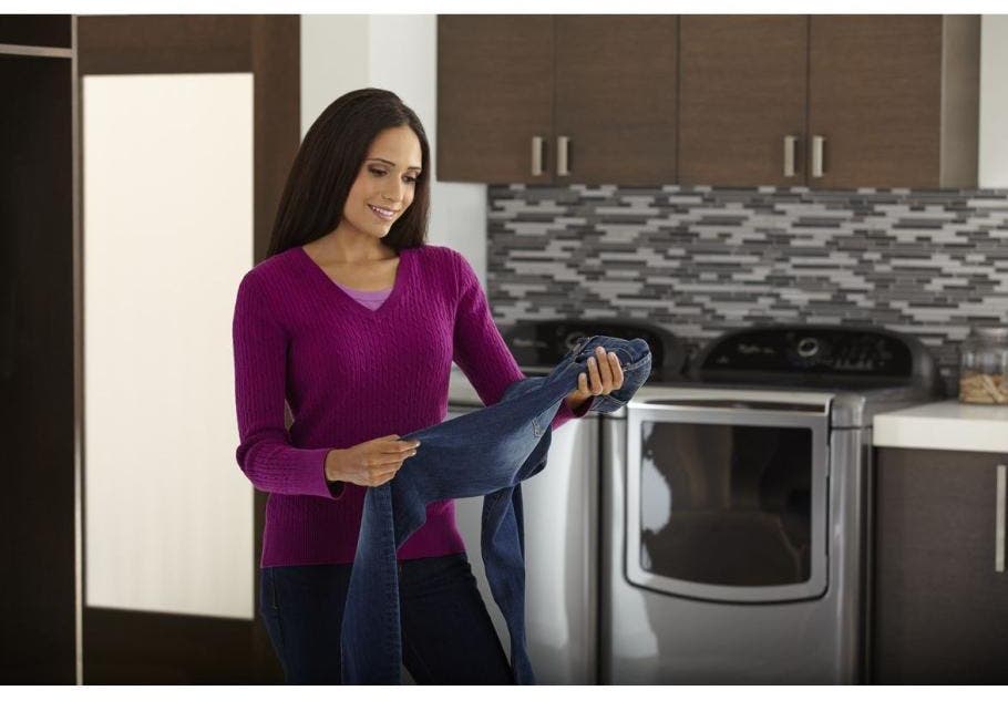 Whirlpool WED5800BW White