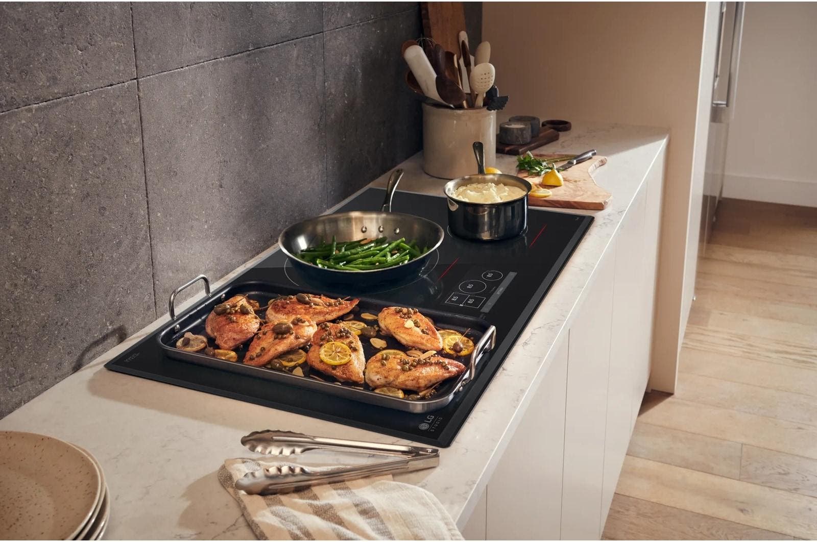 LG Studio CBIS3018BE