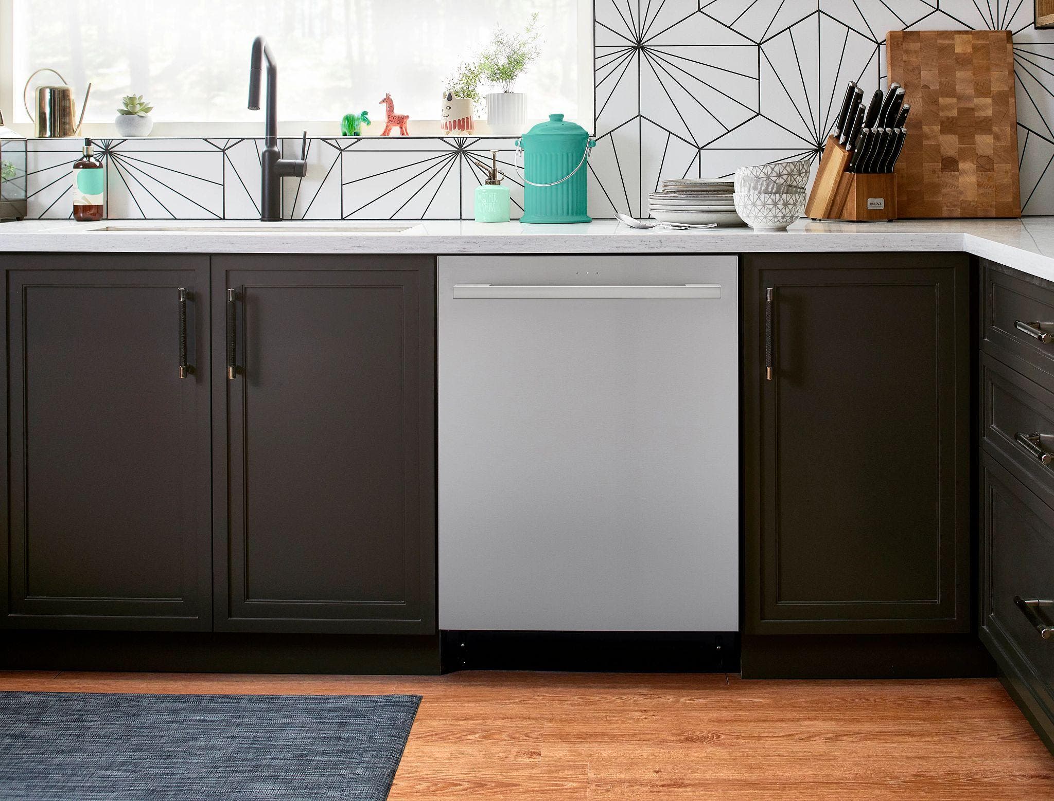 LG LDTH555NS Printproof Stainless Steel