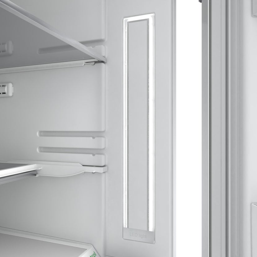 Bosch B24CB50ESS Bottom Freezer Refrigerator: Stainless Steel