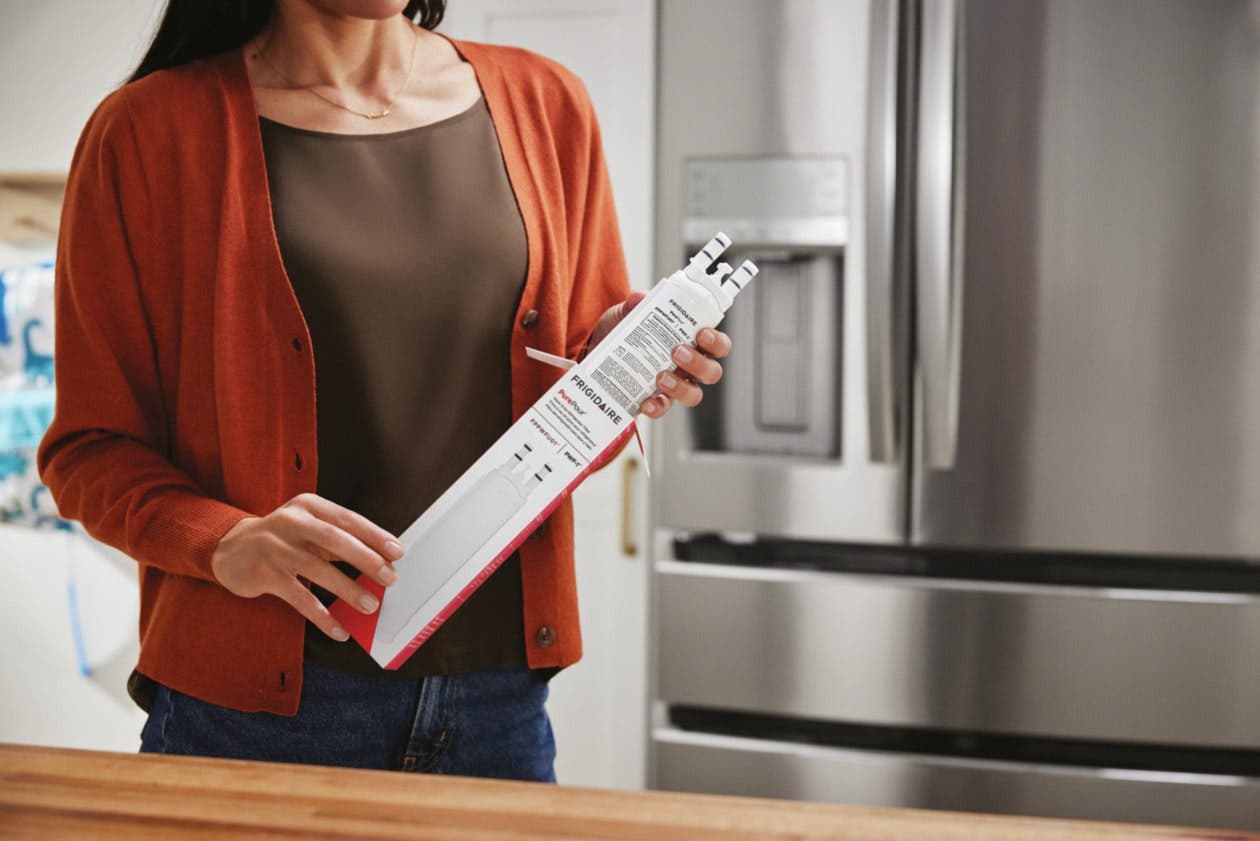 Frigidaire FPPWFU01 White