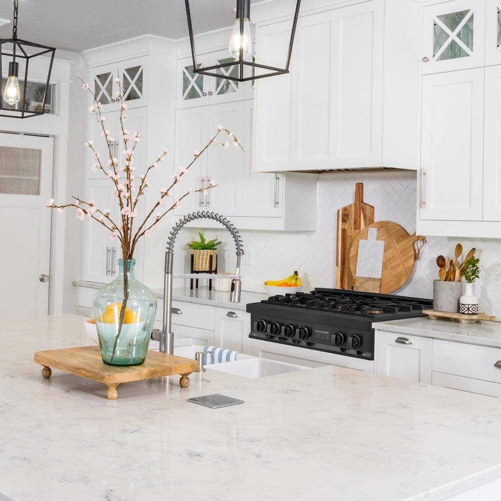 Zline RTBBR36 Black Stainless, Brass Burners