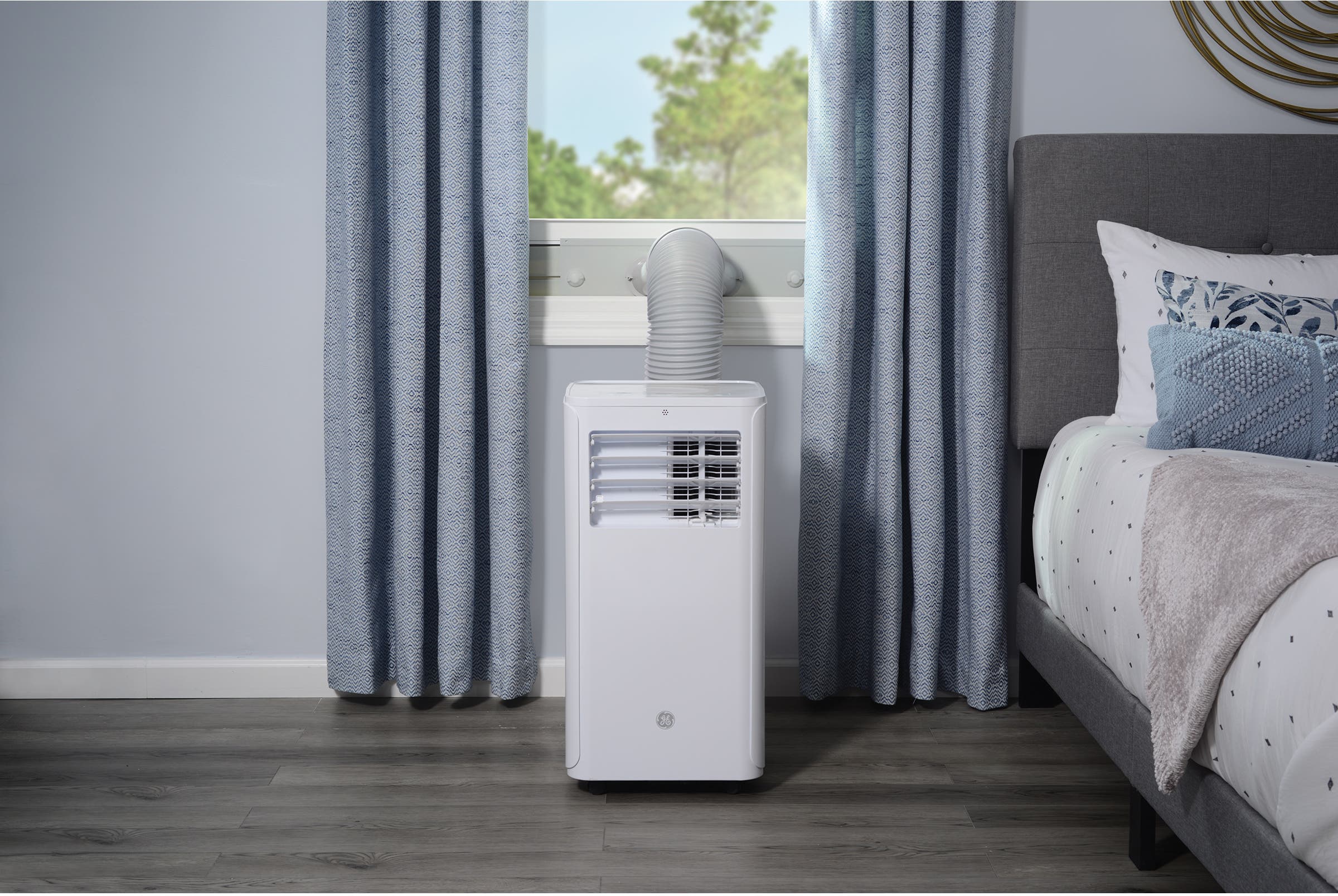 GE APFD06JAWW 6,100 Btu, White
