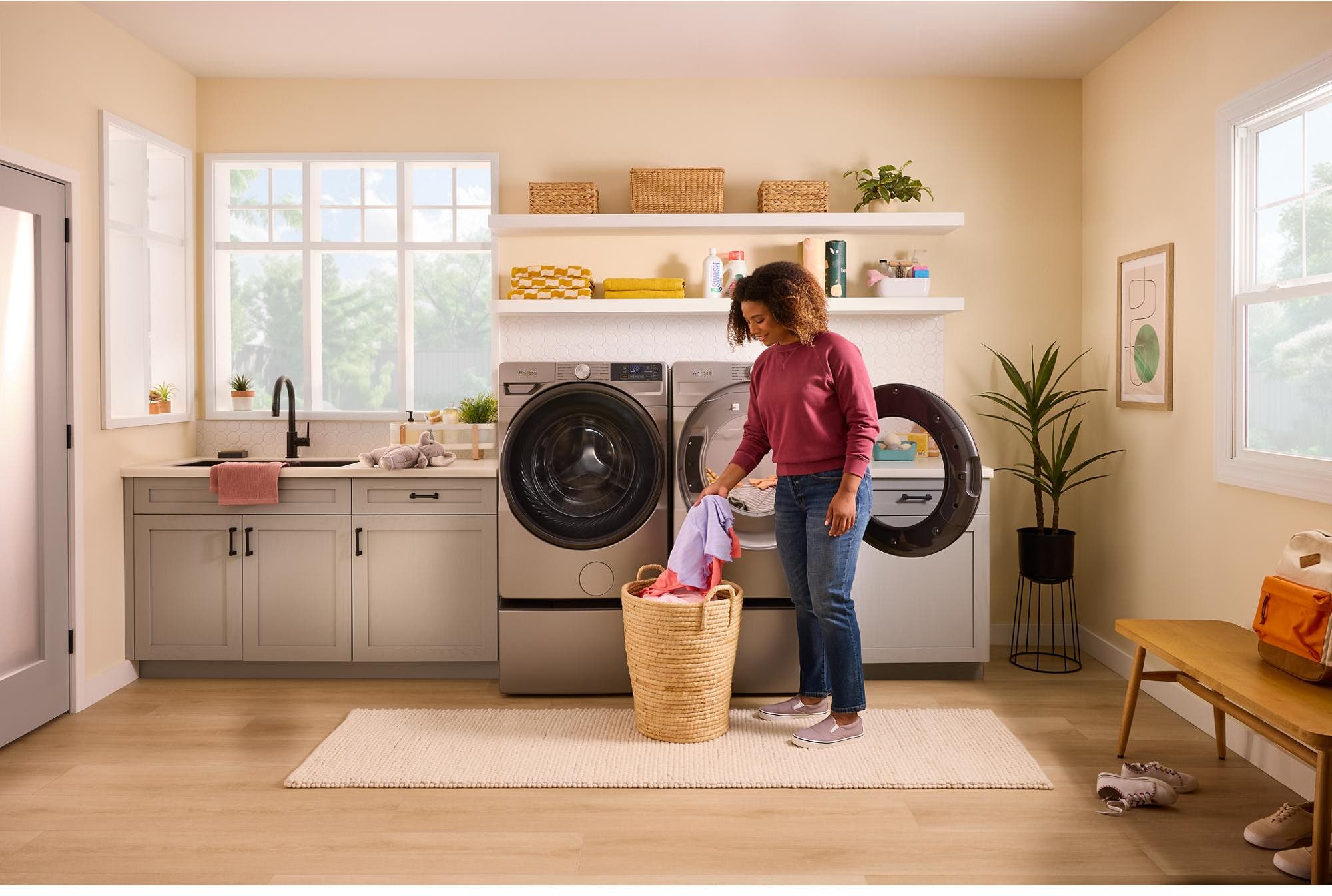 Whirlpool WFW5720RR Silver
