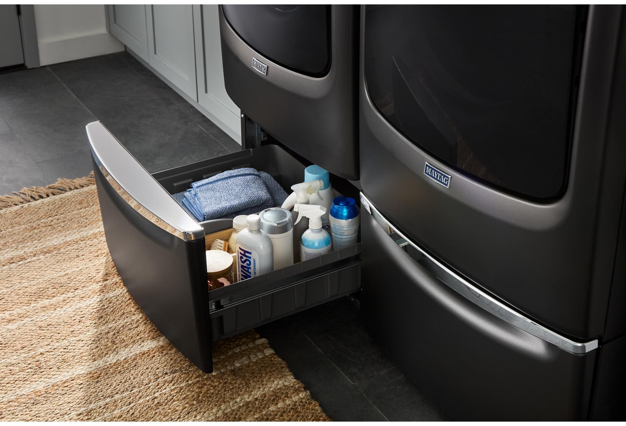 Maytag MED7020RU Volcano Black