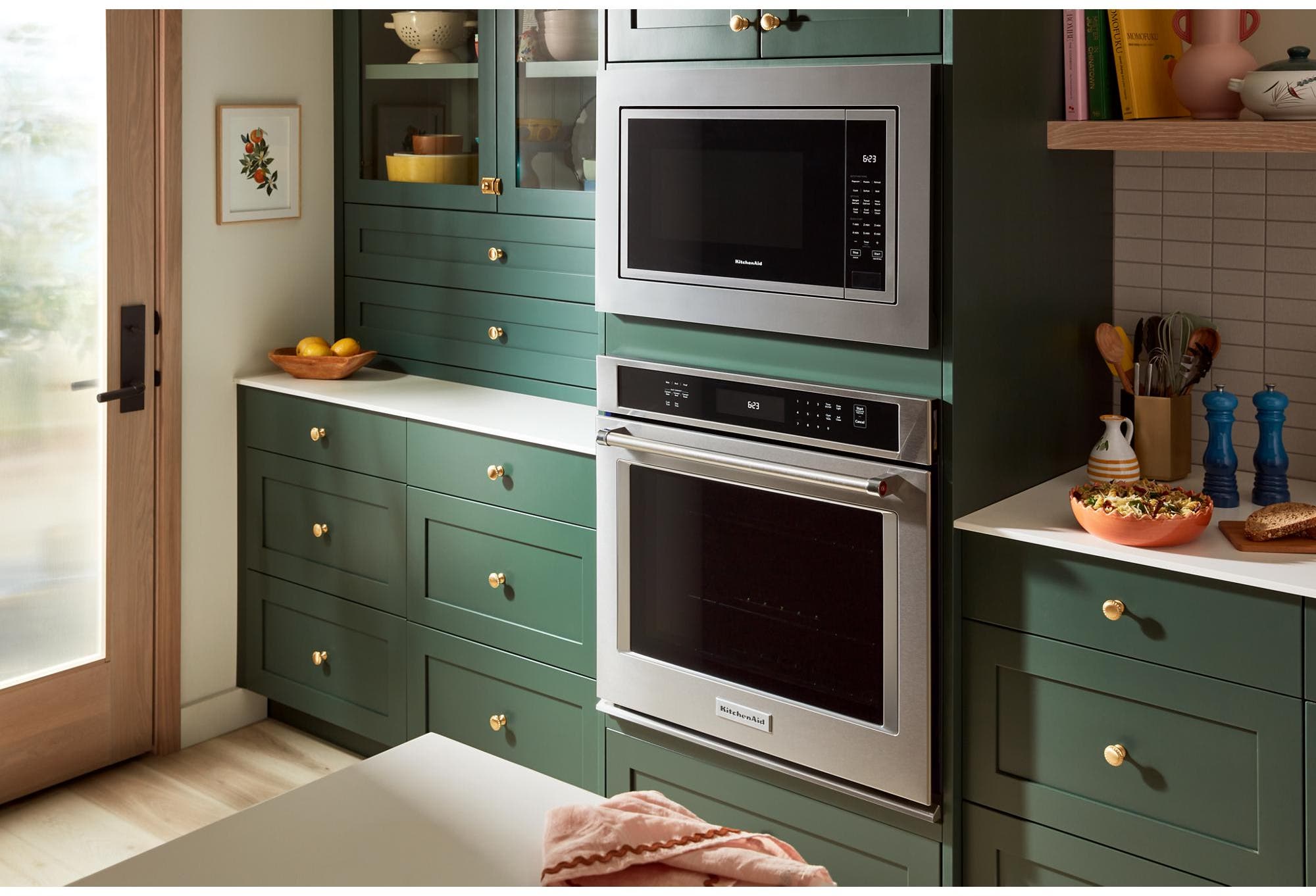 KitchenAid KMCS324RPS Fingerprint Resistant Stainless Steel