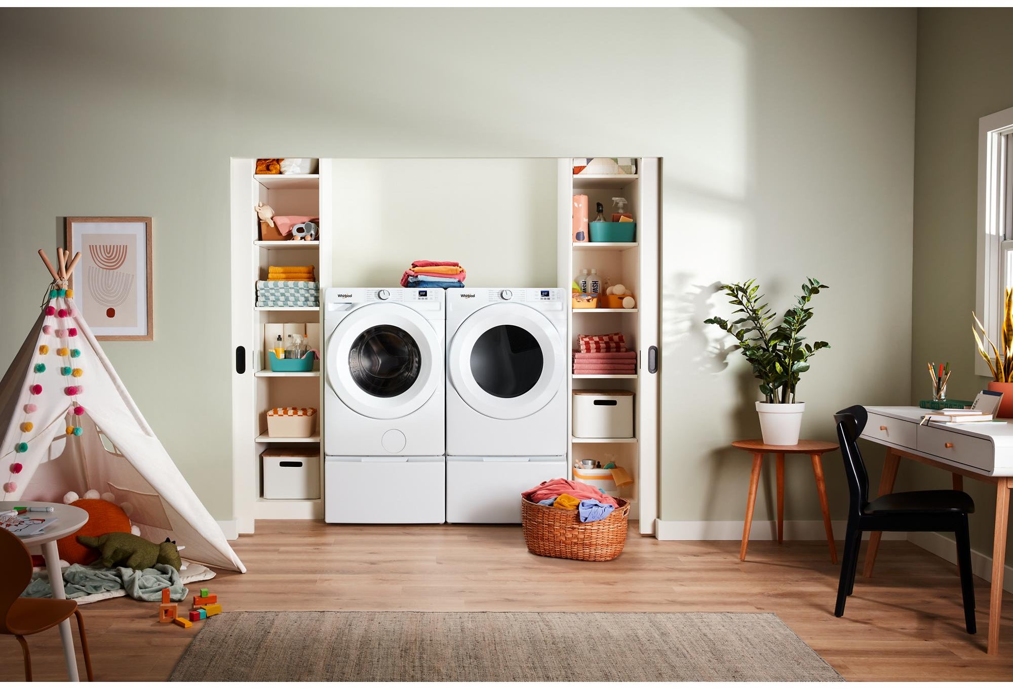 Whirlpool WGD4720RW 27 Inch Smart Gas Dryer White | Plesser's