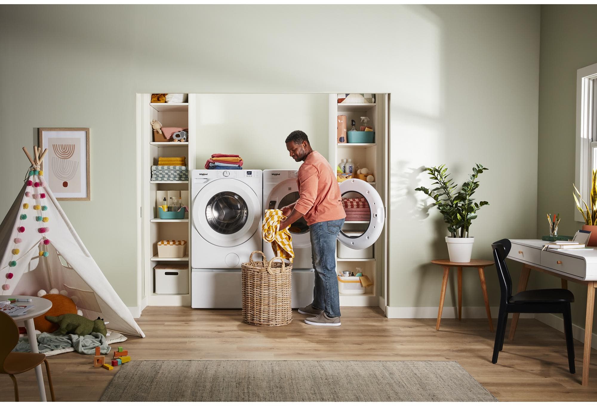Whirlpool WED4720RW White