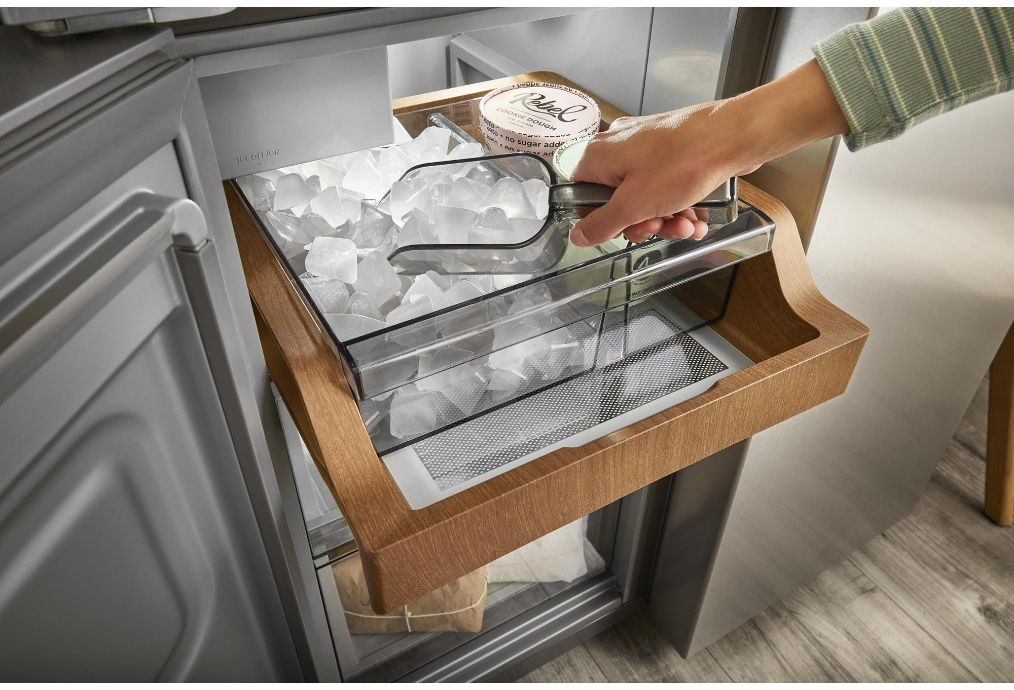 KitchenAid KRQC506MPS Stainless Steel with PrintShield Finish
