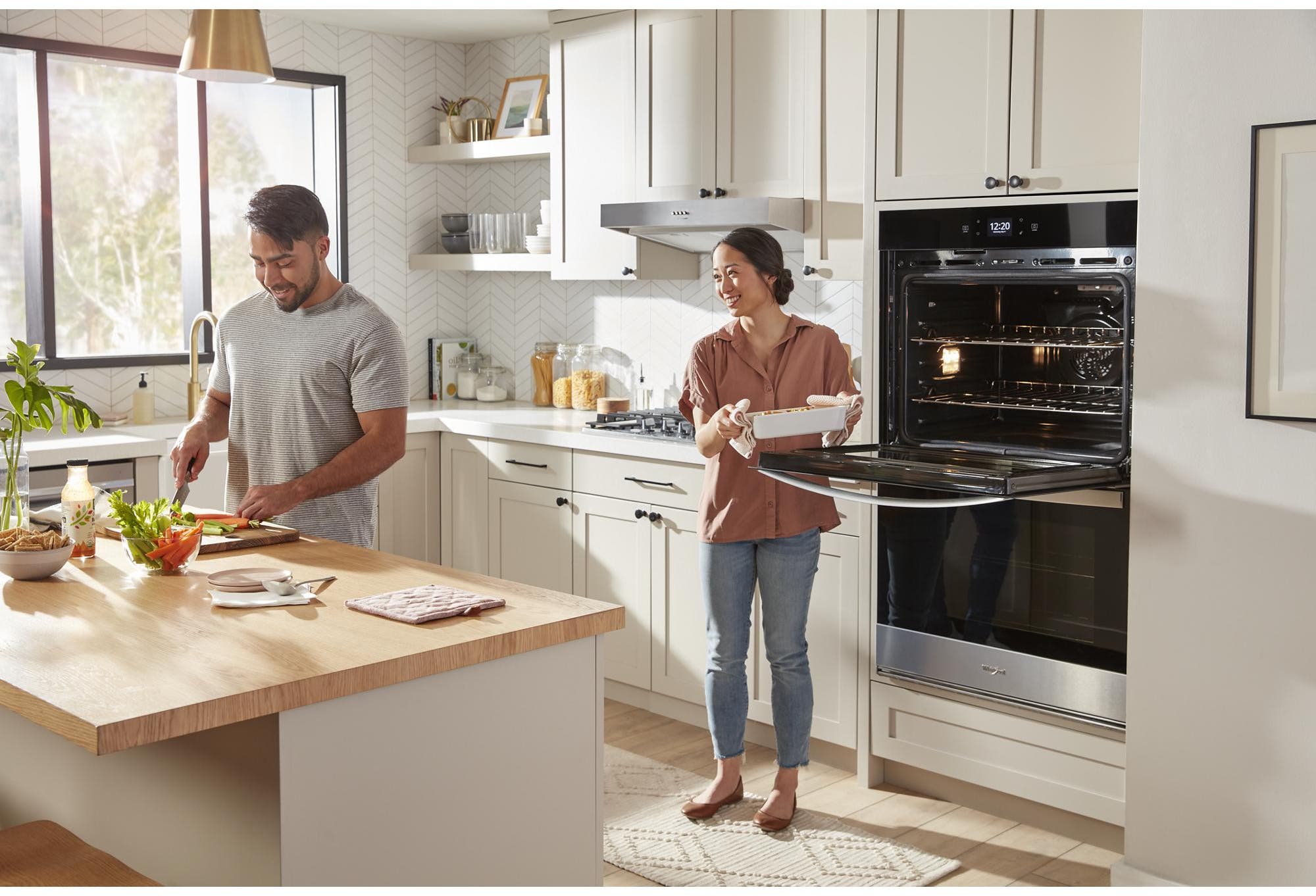 Whirlpool WOED5030LZ Fingerprint Resistant Stainless Steel