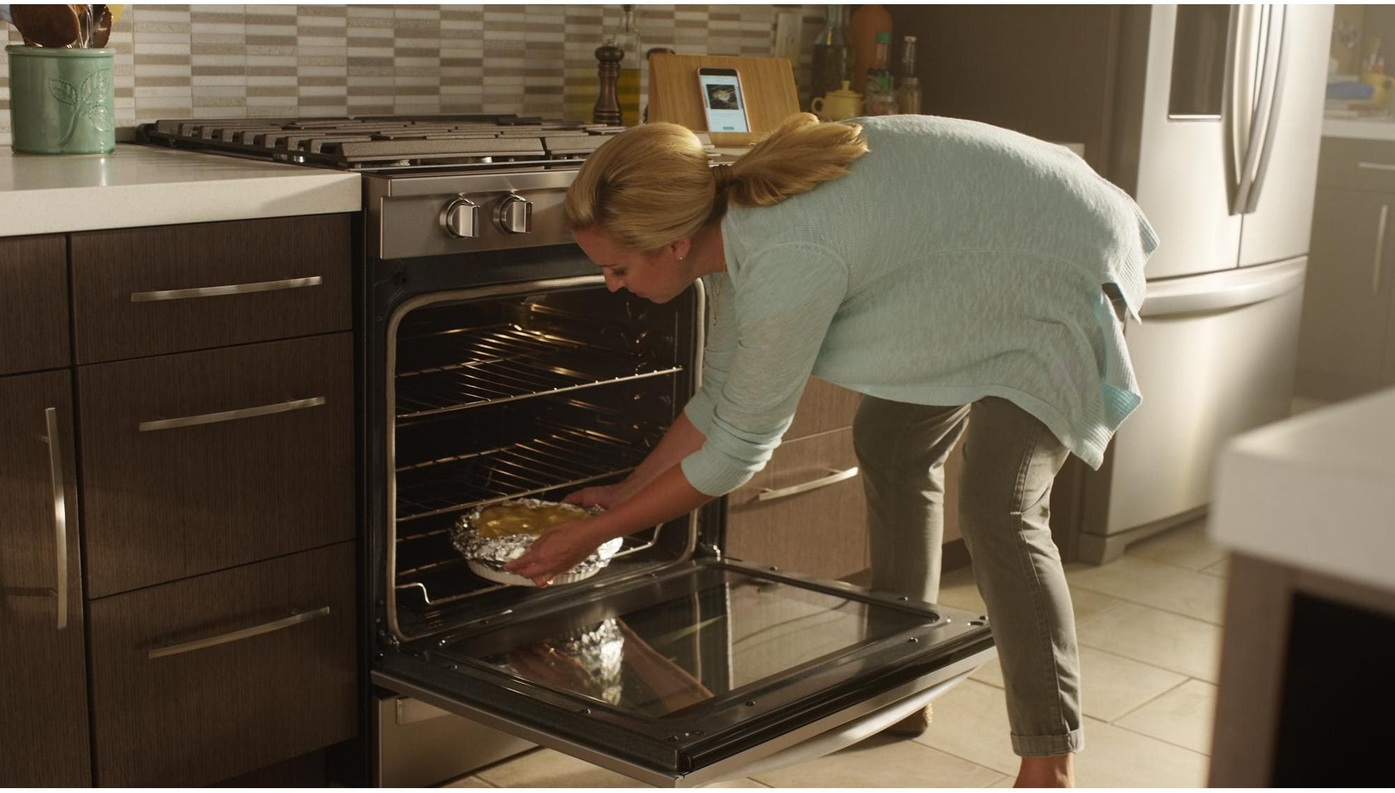Whirlpool WEG750H0HZ Fingerprint Resistant Stainless Steel