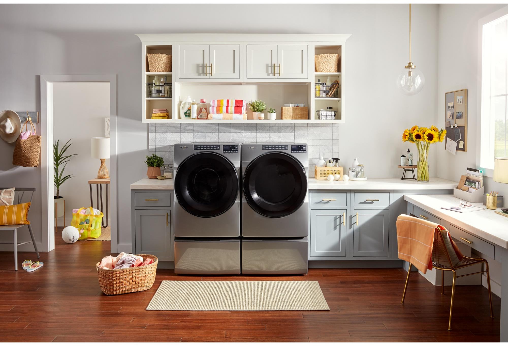 Whirlpool WED5605MC 27 Inch Electric Dryer Chrome Shadow