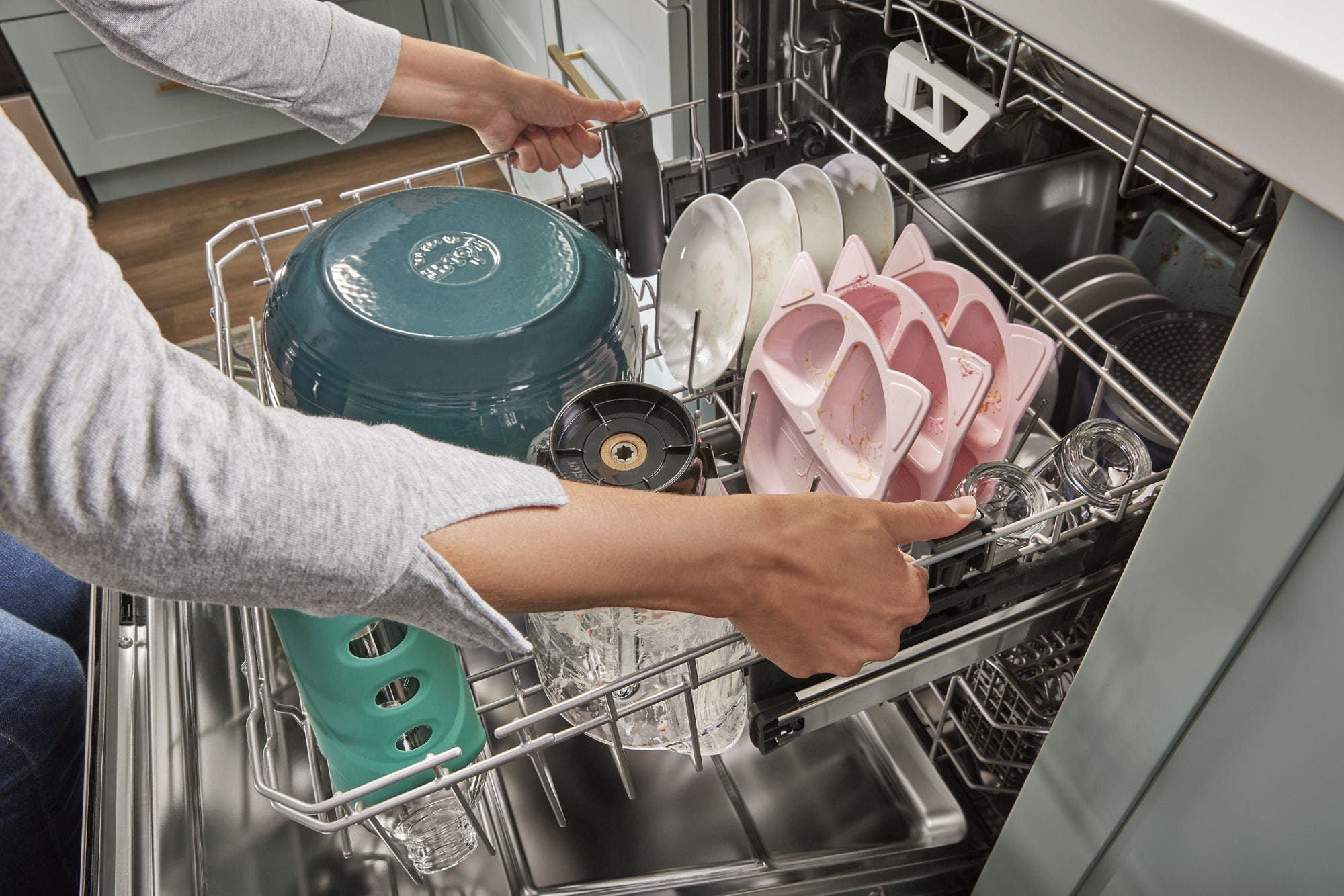 Whirlpool WDTS7024RZ Fingerprint Resistant Stainless Steel