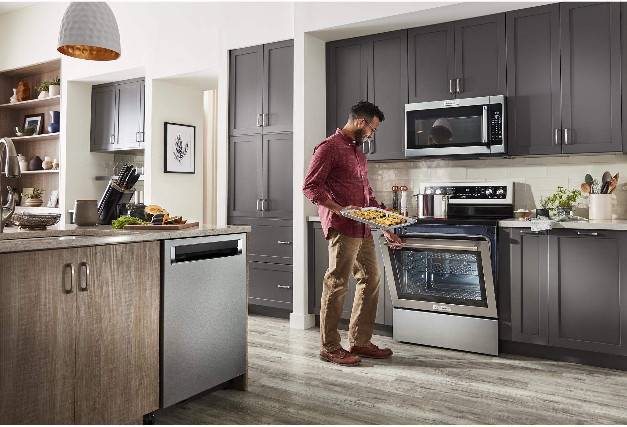 KitchenAid KDPM604KPS Stainless Steel with Printshield Finish