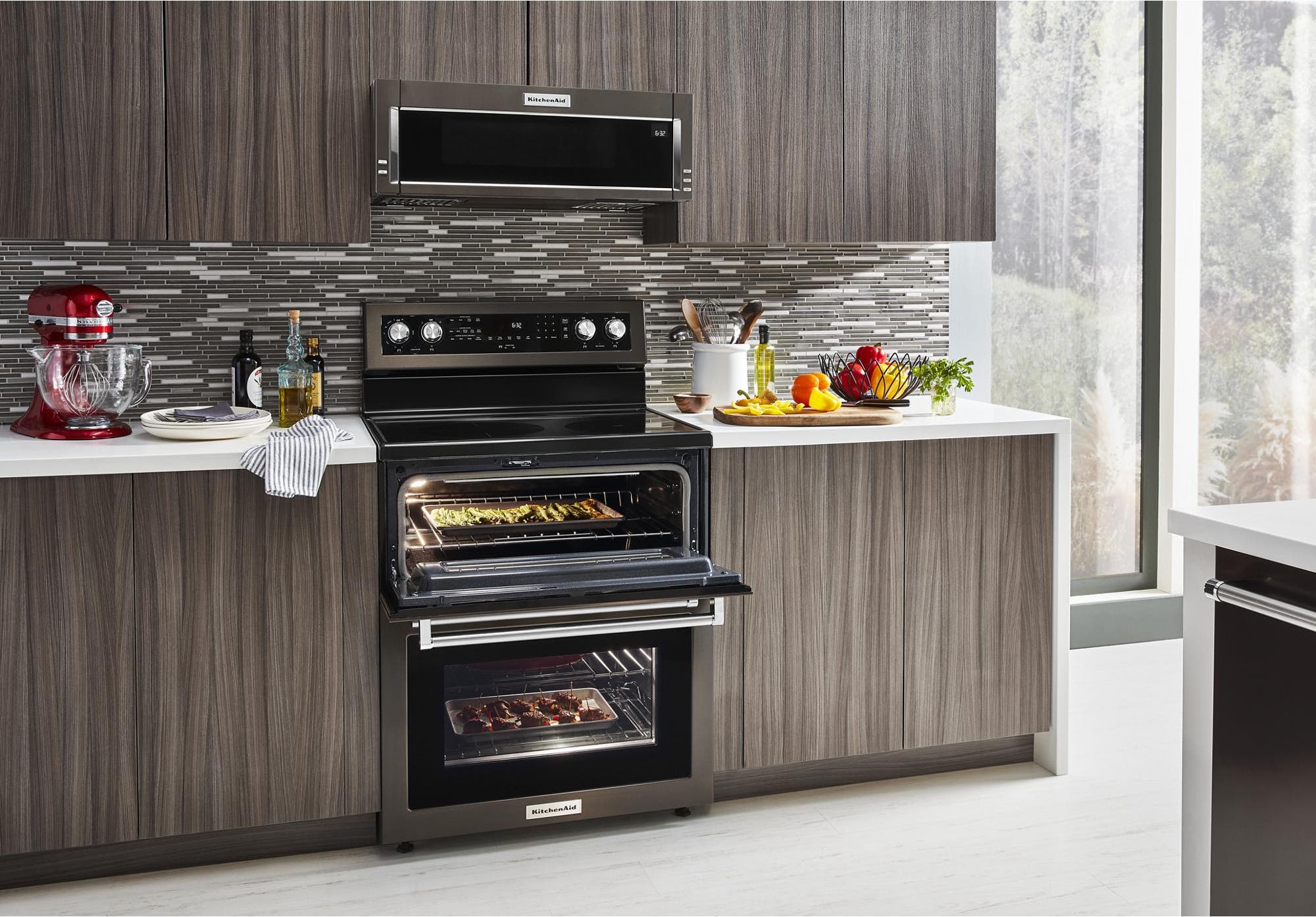 KitchenAid KFED500EBS Black Stainless Steel with PrintShield Finish