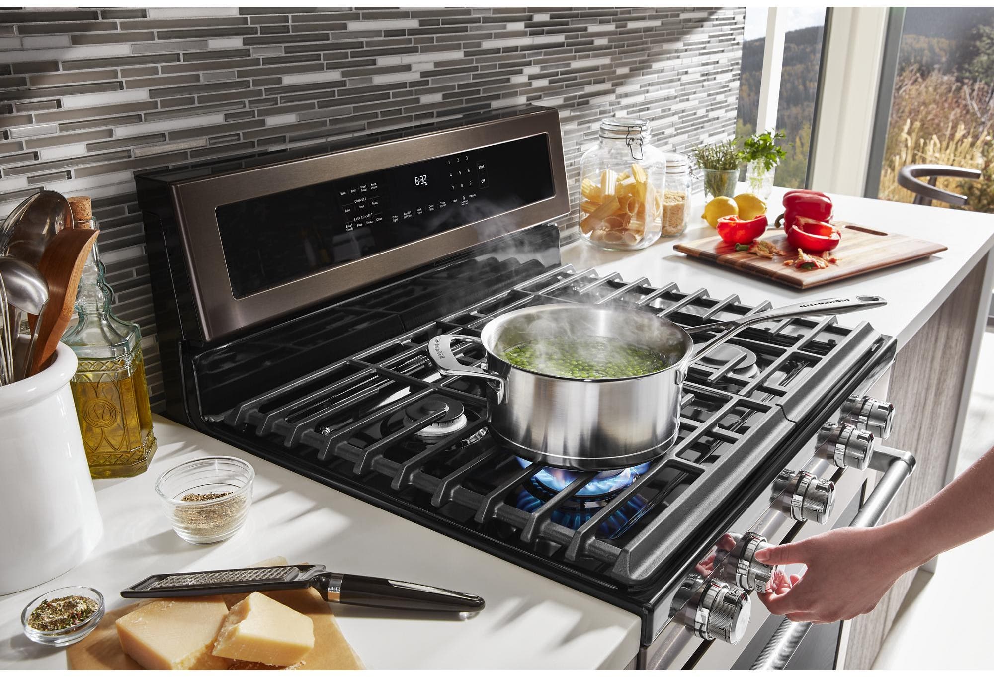 KitchenAid KFGG500EBS Black Stainless Steel, Print Shield