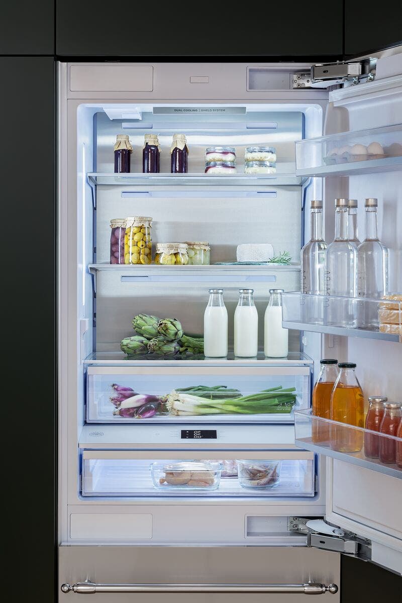 Bertazzoni REF30BMBIXRT Stainless Steel, Right Swing Door