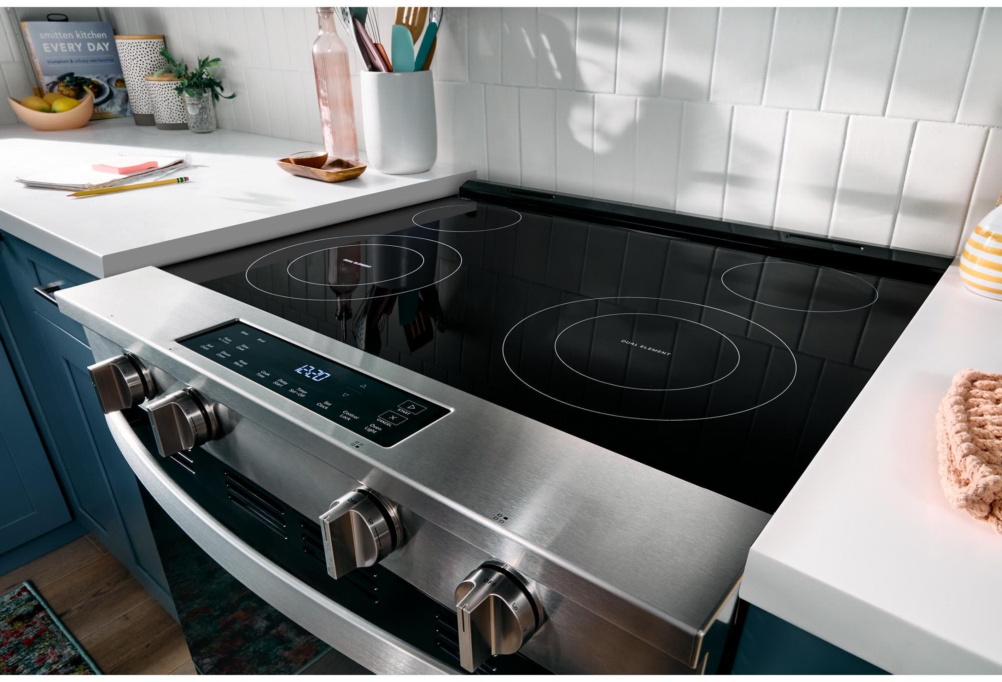 Whirlpool WSES3130SB Black