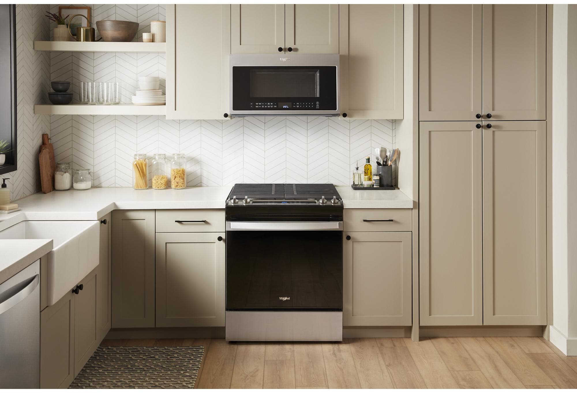 Whirlpool WMH78519LZ Fingerprint Resistant Stainless Steel