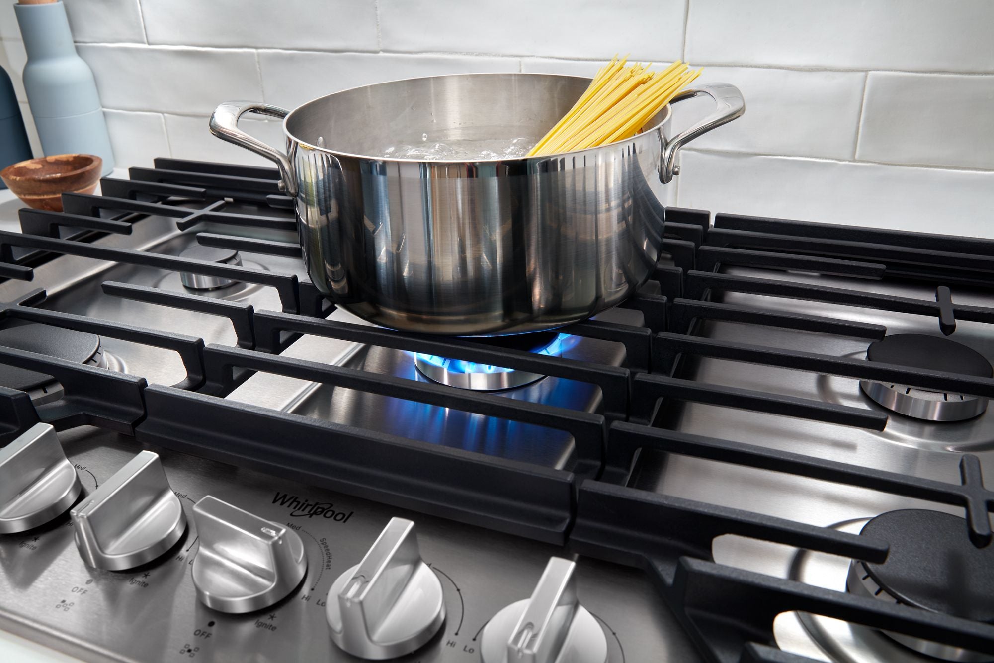 Whirlpool WCGK5036PB 36 Inch Gas Cooktop Black | Plesser's Appliances