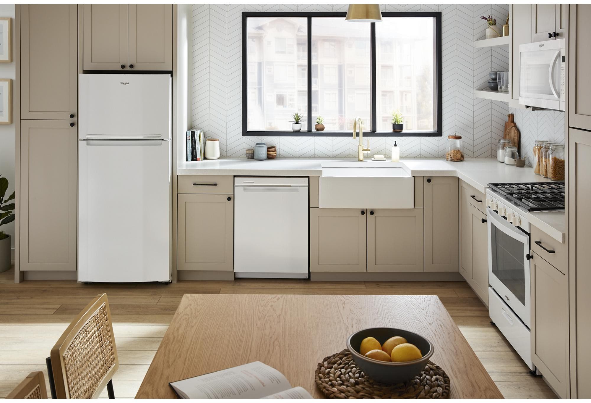 Whirlpool WRTX5028PW White