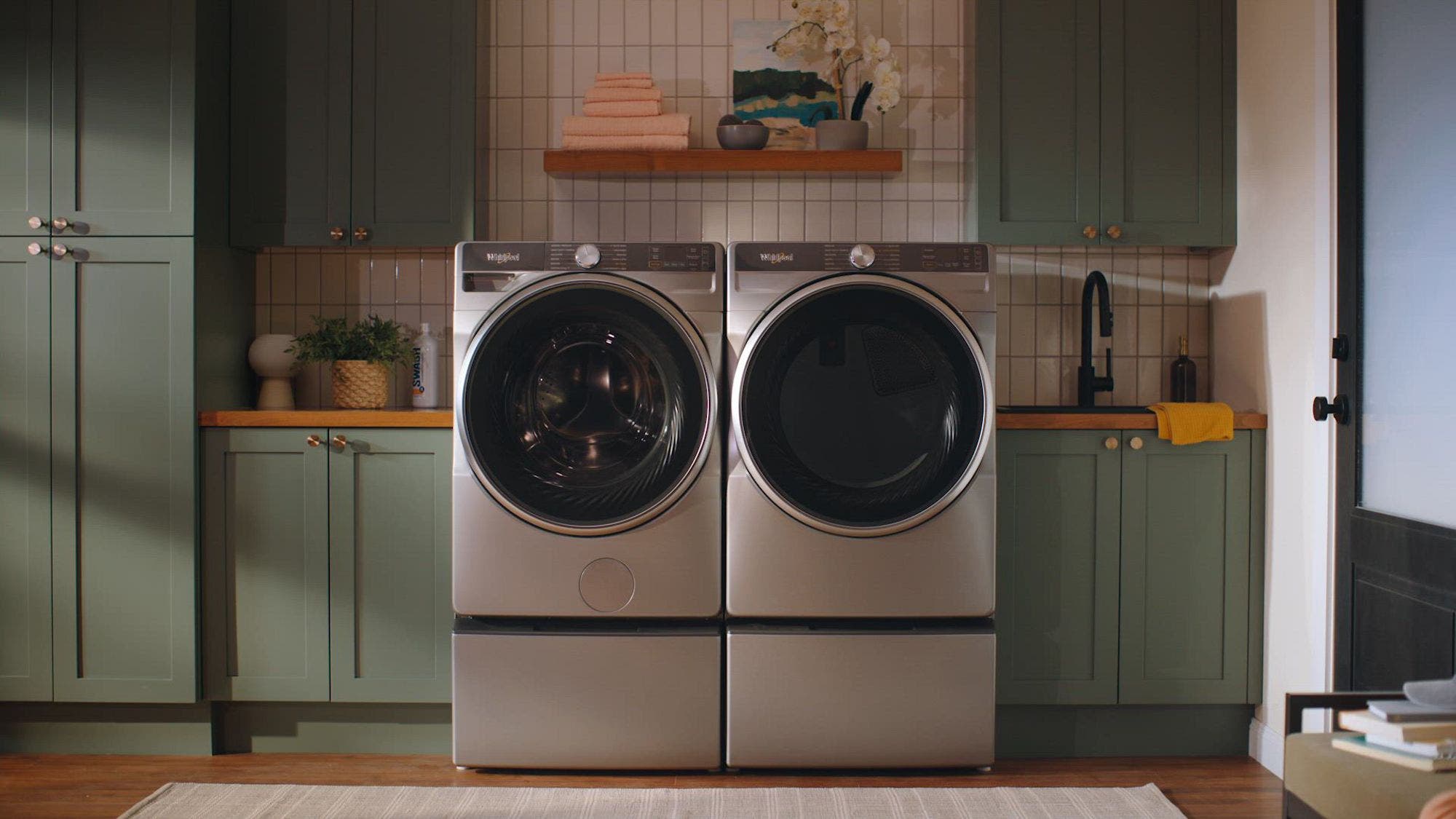 Whirlpool WFW6720RW White