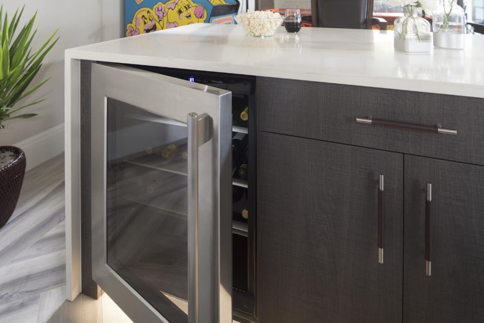 Thermador T24UR925RS Undercounter Refrigerator - Thumbnail 4