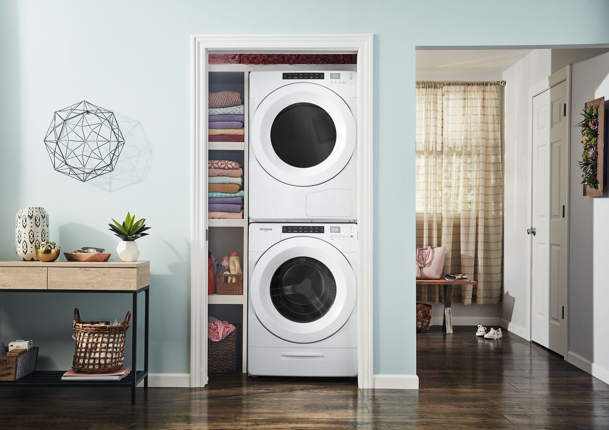 Whirlpool WHD560CHW White