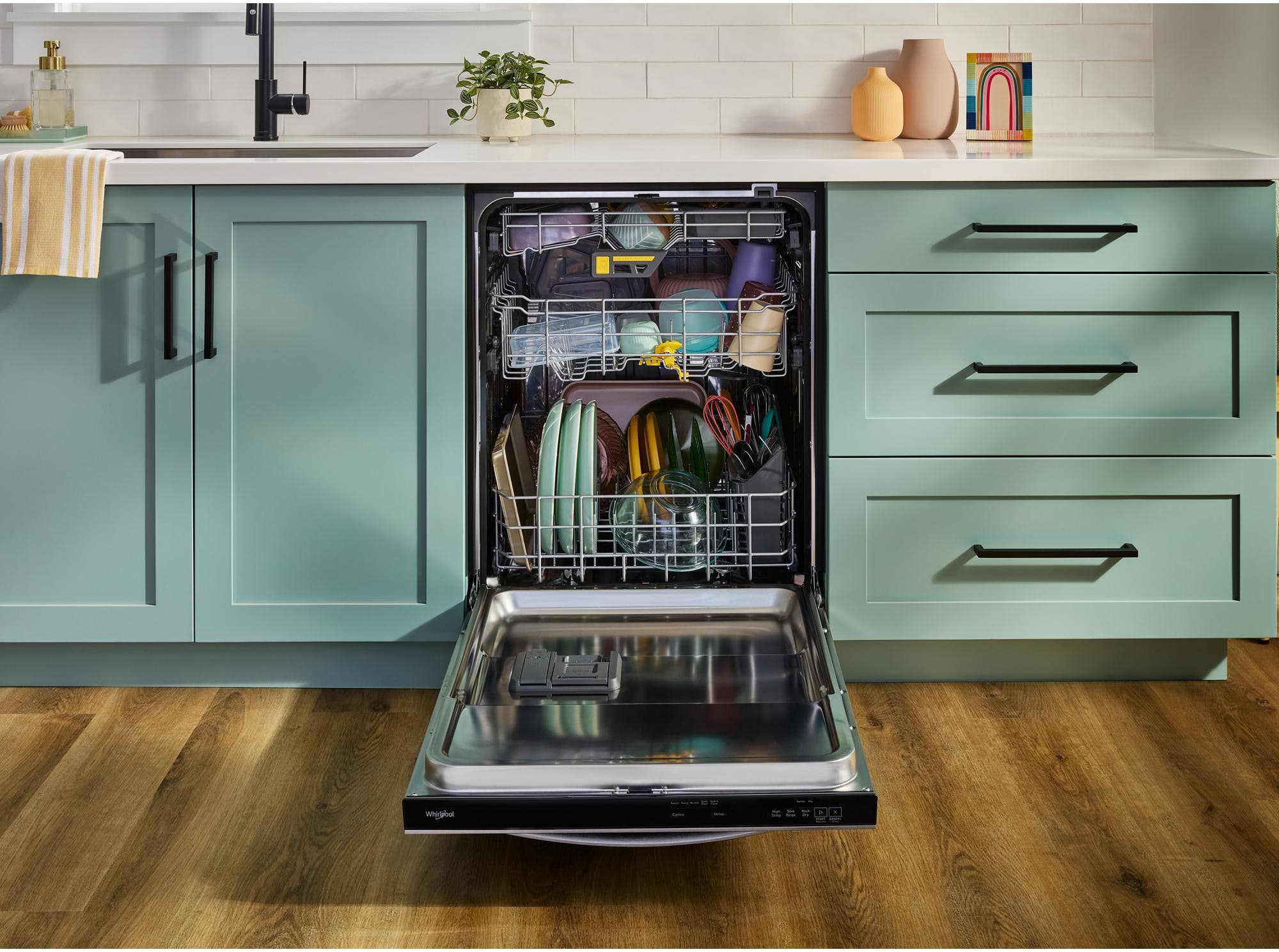 Whirlpool WDTS8024SZ Fingerprint-Resistant Stainless Steel