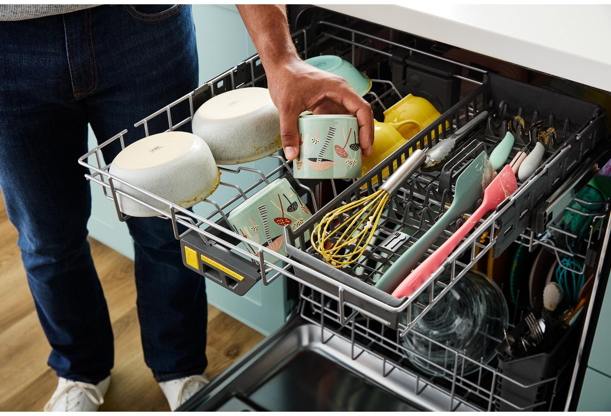 Whirlpool WDTS8024SV Fingerprint-Resistant Black Stainless Steel