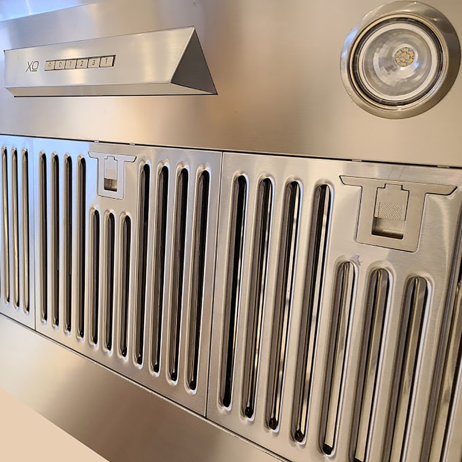 XO Ventilation XOIL3619KSE 36" Wide x 19" Deep