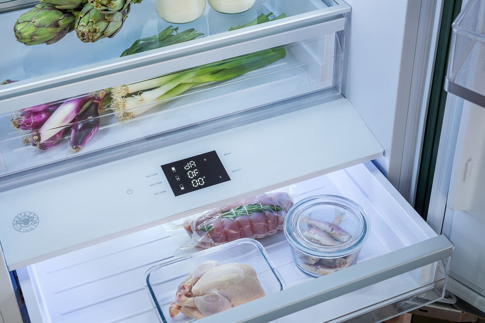 Bertazzoni REF30BMBIXRT Stainless Steel, Right Swing Door