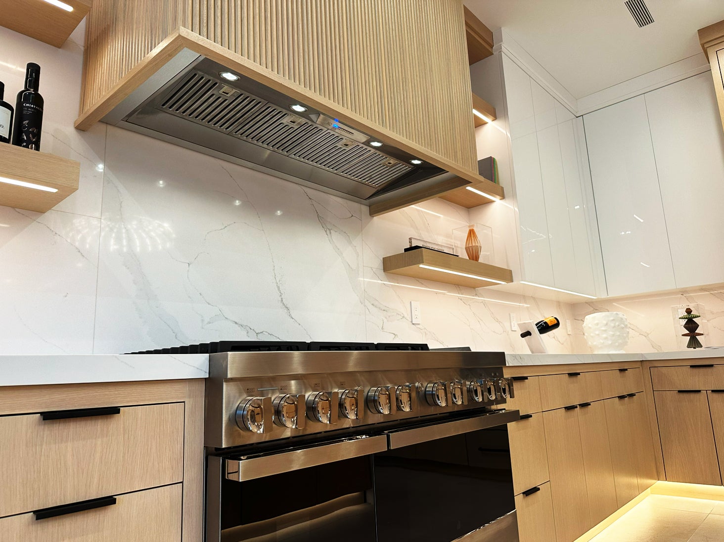 XO Ventilation XOIL4822KSE Under Cabinet Range Hood Stainless