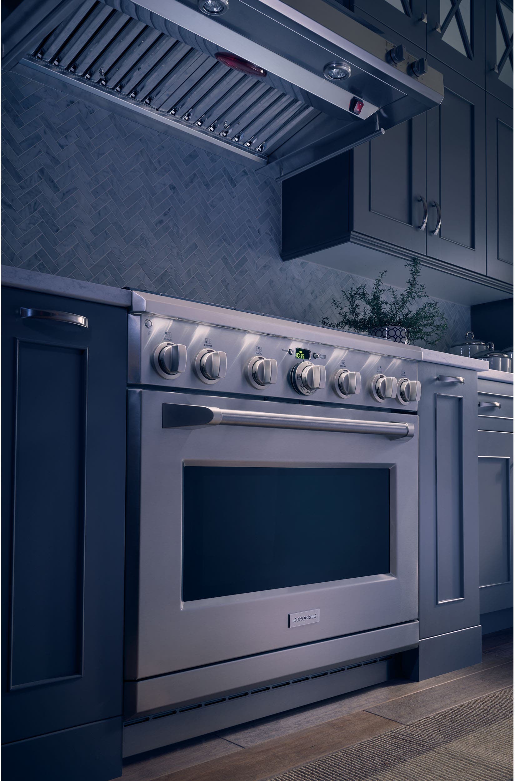 Monogram ZV36SSJSS Stainless Steel, 36 Inch