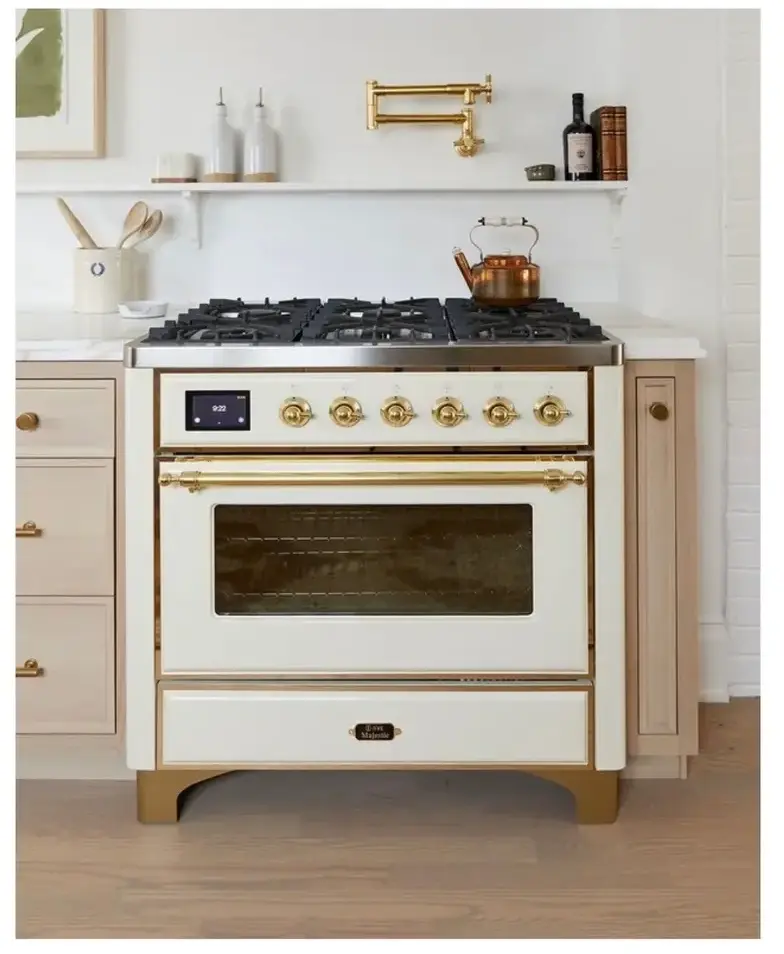 Ilve UM09FDNS3AWG Natural Gas In Antique White W/ Brass Trim