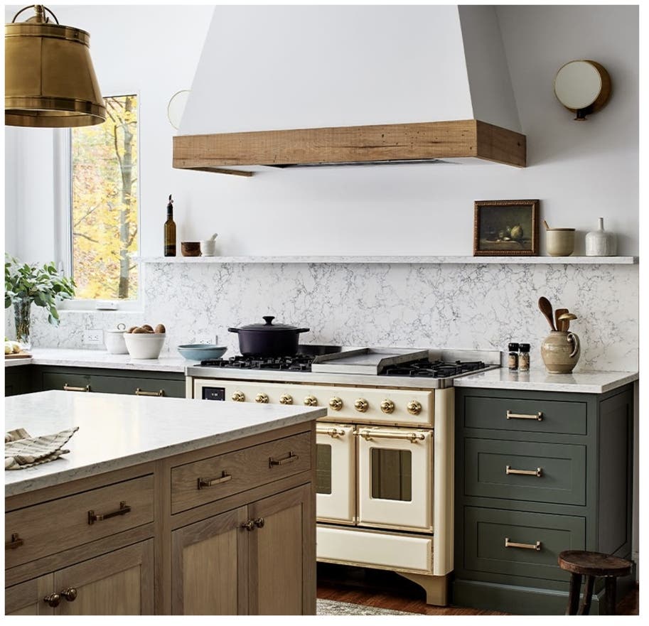 Ilve UM12FDNS3AWGLP Liquid Propane In Antique White W/ Brass Trim