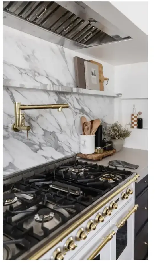 Ilve UP488NMPWHGLP White With Brass Trim, Liquid Propane