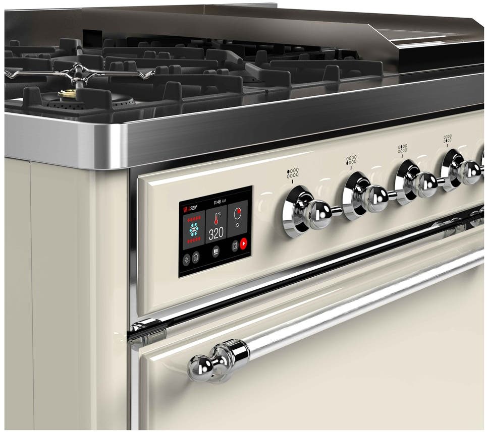 Ilve UM12FDQNS3AWCLP Liquid Propane In Antique White W/ Chrome Trim