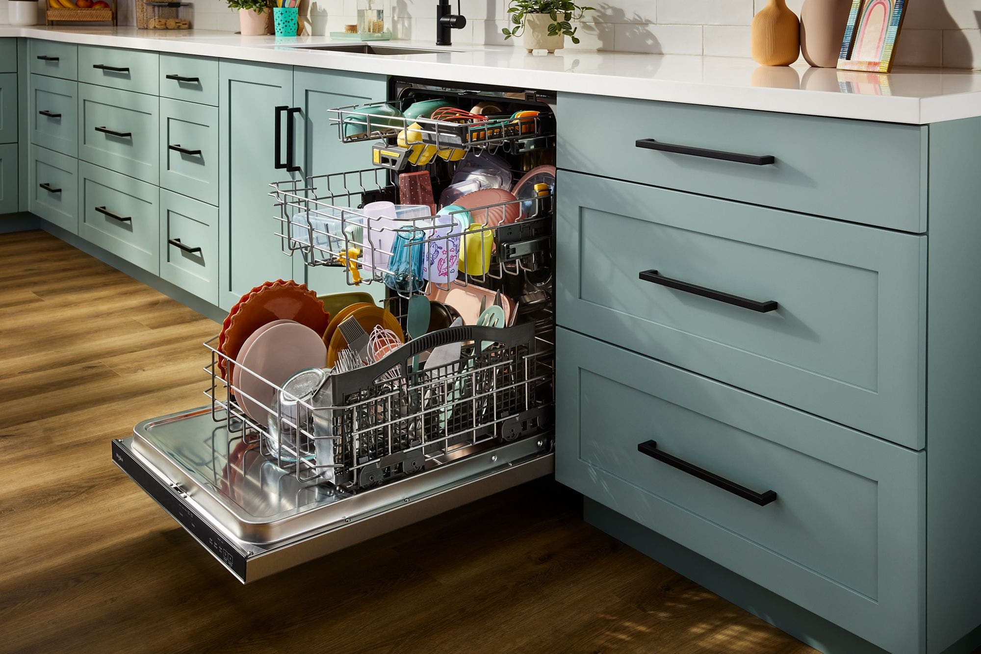 Whirlpool WDTS8024SZ Fingerprint-Resistant Stainless Steel