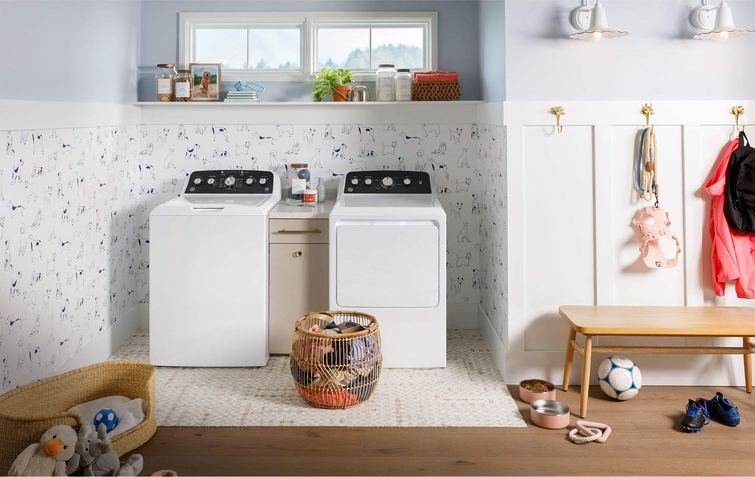 GE GTD48EASWWB 27 Inch Front Load Electric Dryer White | Plesser's GE GTD48EASWWB 27 Inch Front Load Electric Dryer White | Plesser's