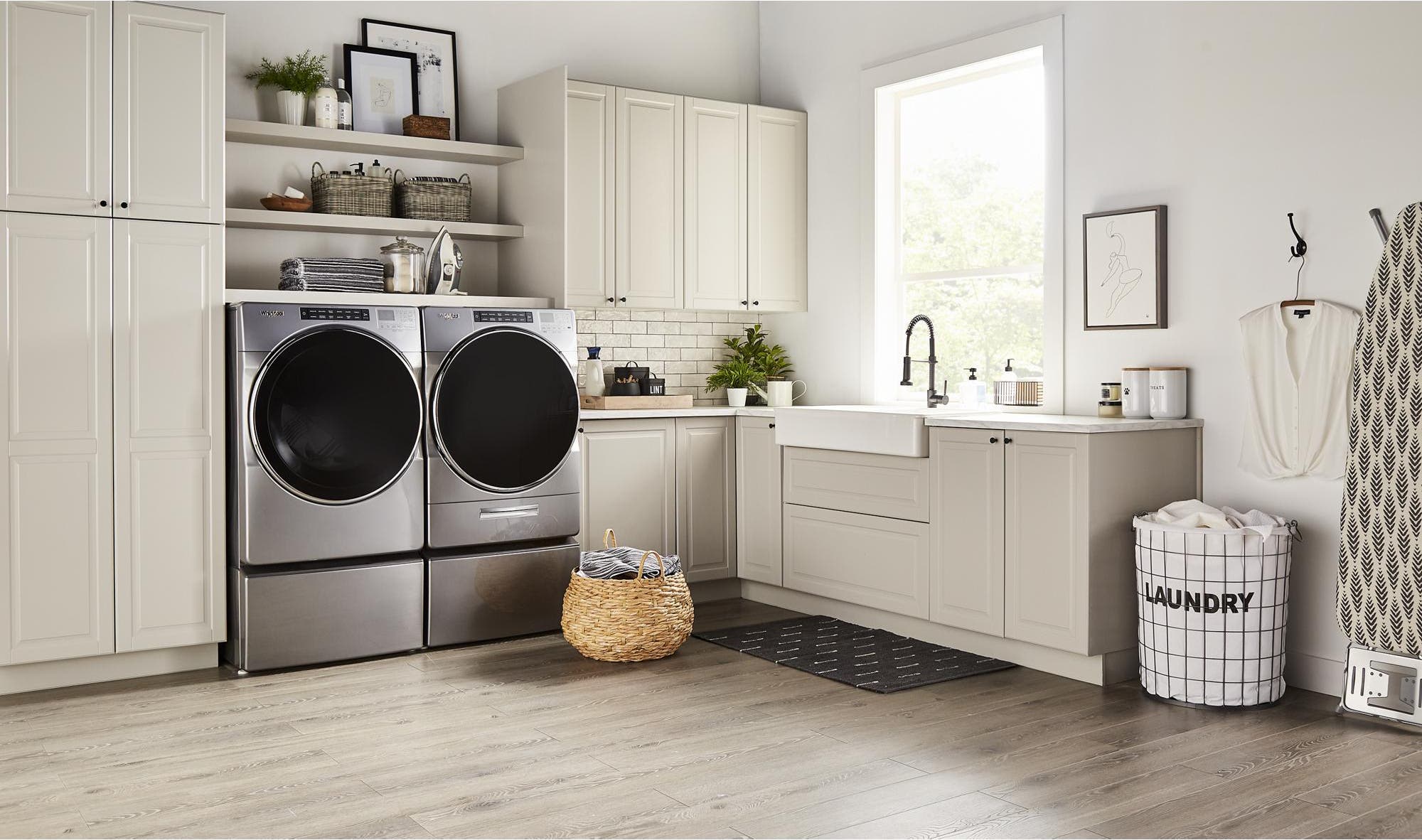 Whirlpool WFP2715HC Chrome Shadow